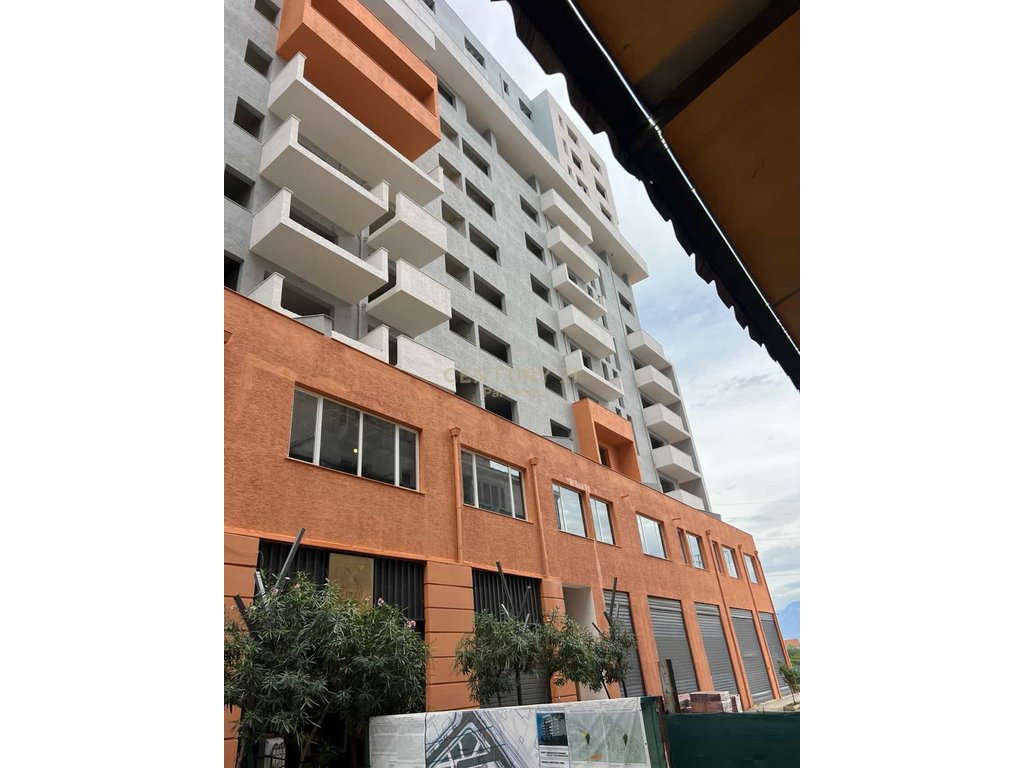 Shesim Apartament 2+1+2  te Kthesa e Kamzes