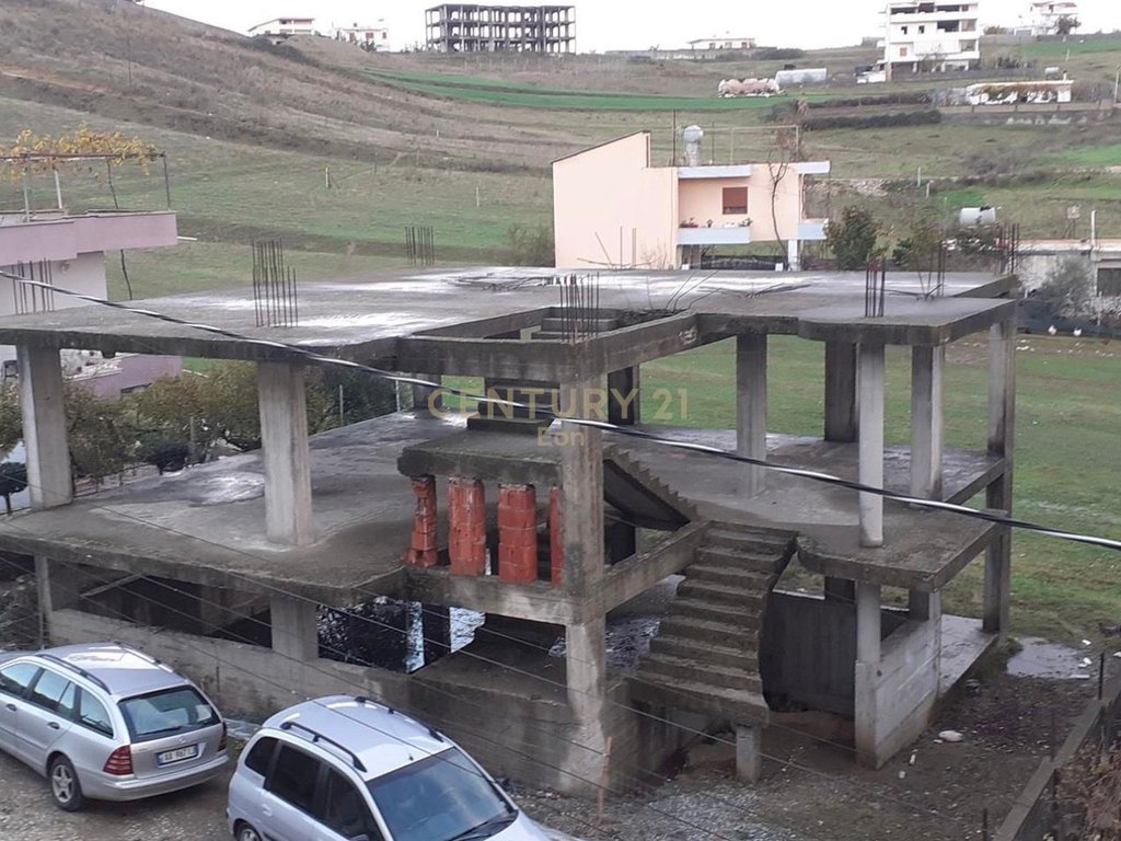 SHITET SHTEPI PRIVATE NE ARAPAJ , DURRES !!