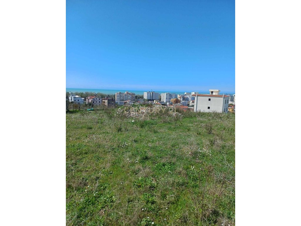 SHESIM TOKE NE ARAPAJ, DURRES