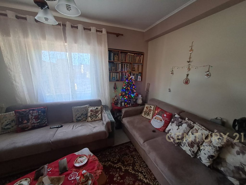 Shitet Apartament 1+1 ne Bulevardin Kryesor në Durrës !!