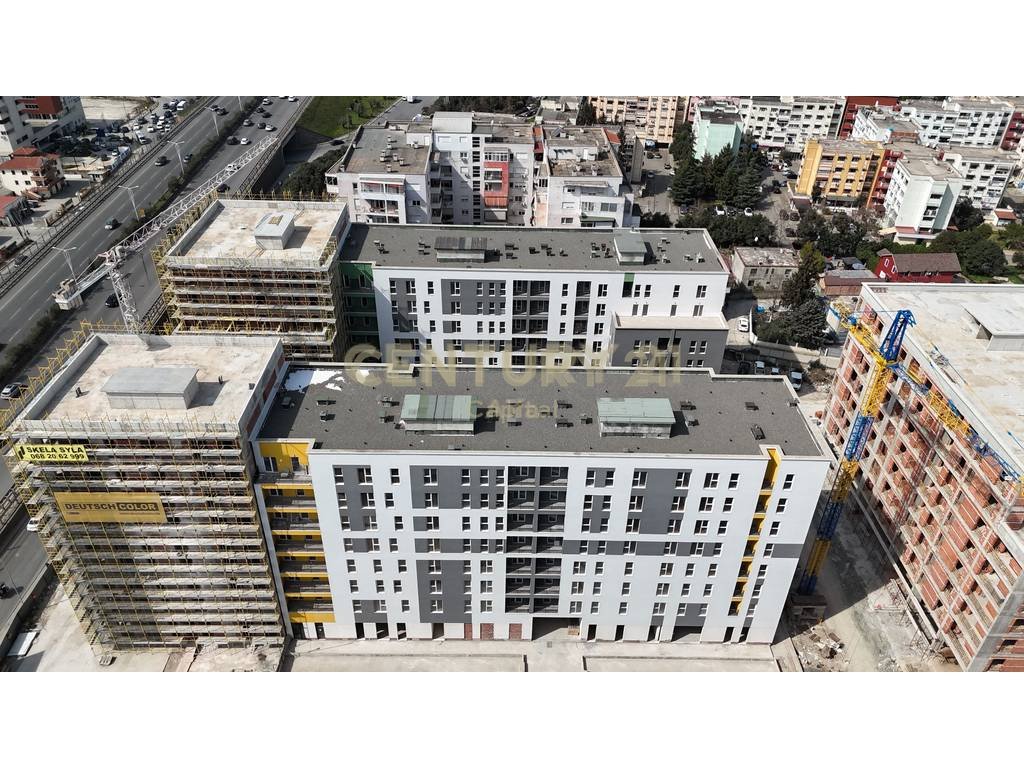 Shesim apartament 2+1+P tek Tirana Entry!