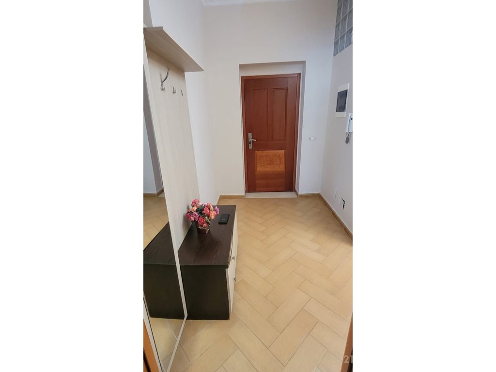 Apartament per Shitje 2+1 ne Bulevard Vlore
