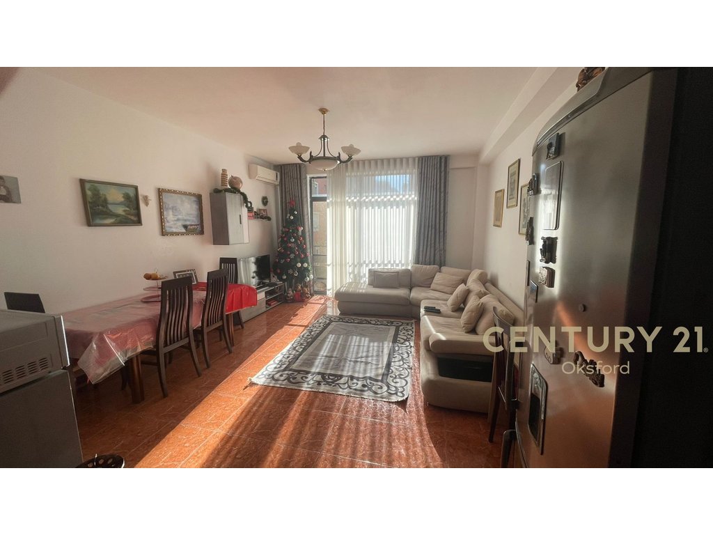 SHITET APARTAMENT 2+1 NE BLLOK !