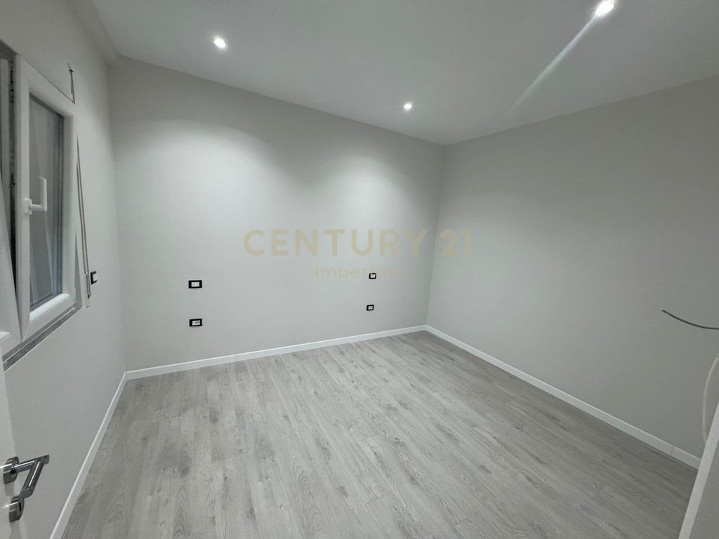 Apartament 1+1 me Verandë në Kodrën e Priftit – Jepet me Qira
