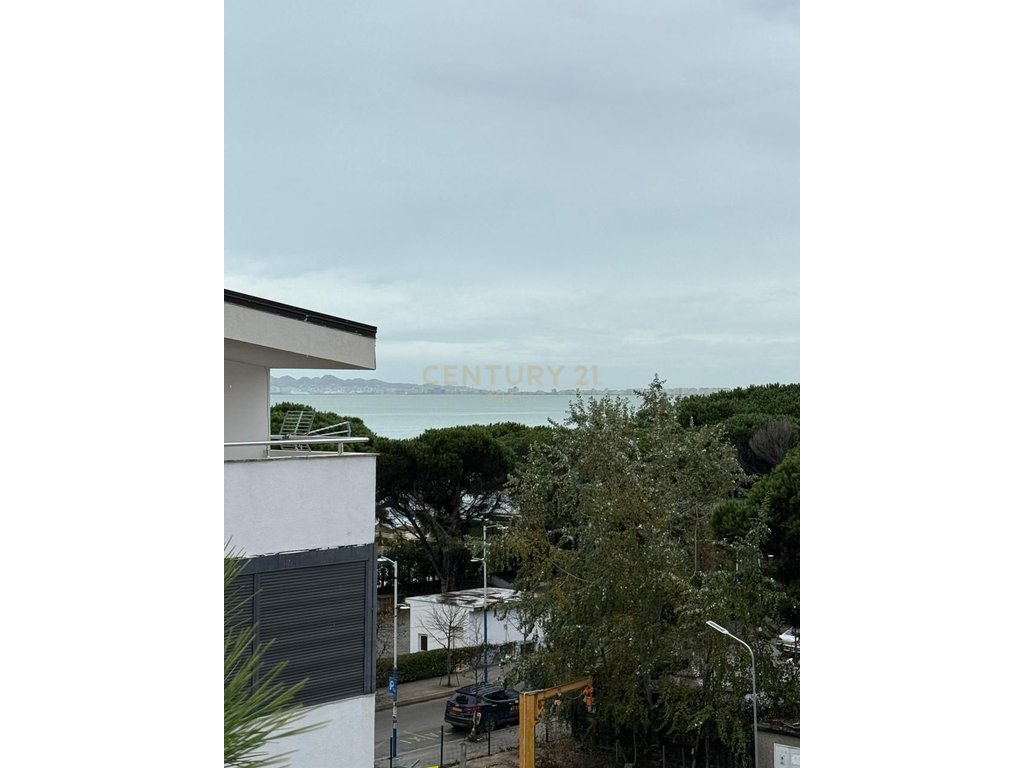 Apartament 2+1 Për Shitje në Mali i Robit, Durrës - 200000€ | 156 m²