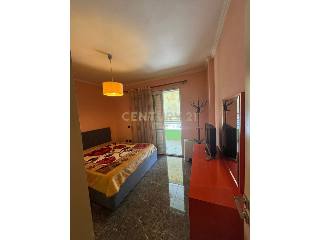 Qira, Apartament 2+1+2 Poste Parkimi, Selite