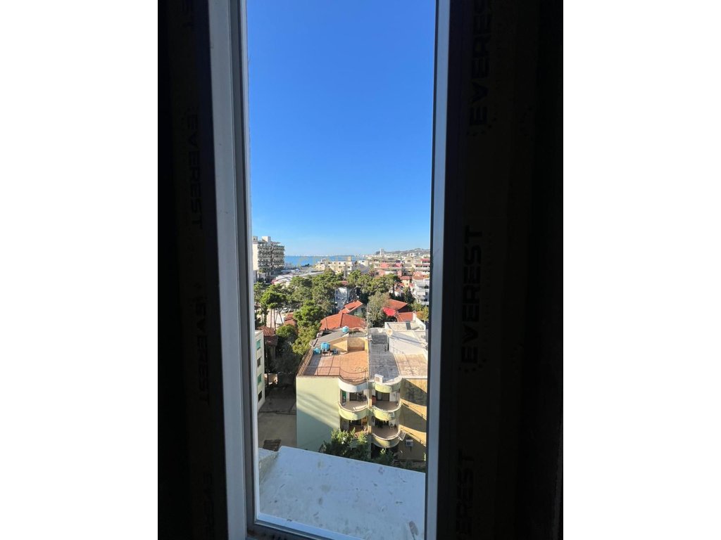 Apartament me lokacion fantastik dhe pamje deti , 1+1 Për Shitje në Golem, Durrës - 139,400€ | 81.8 m²
