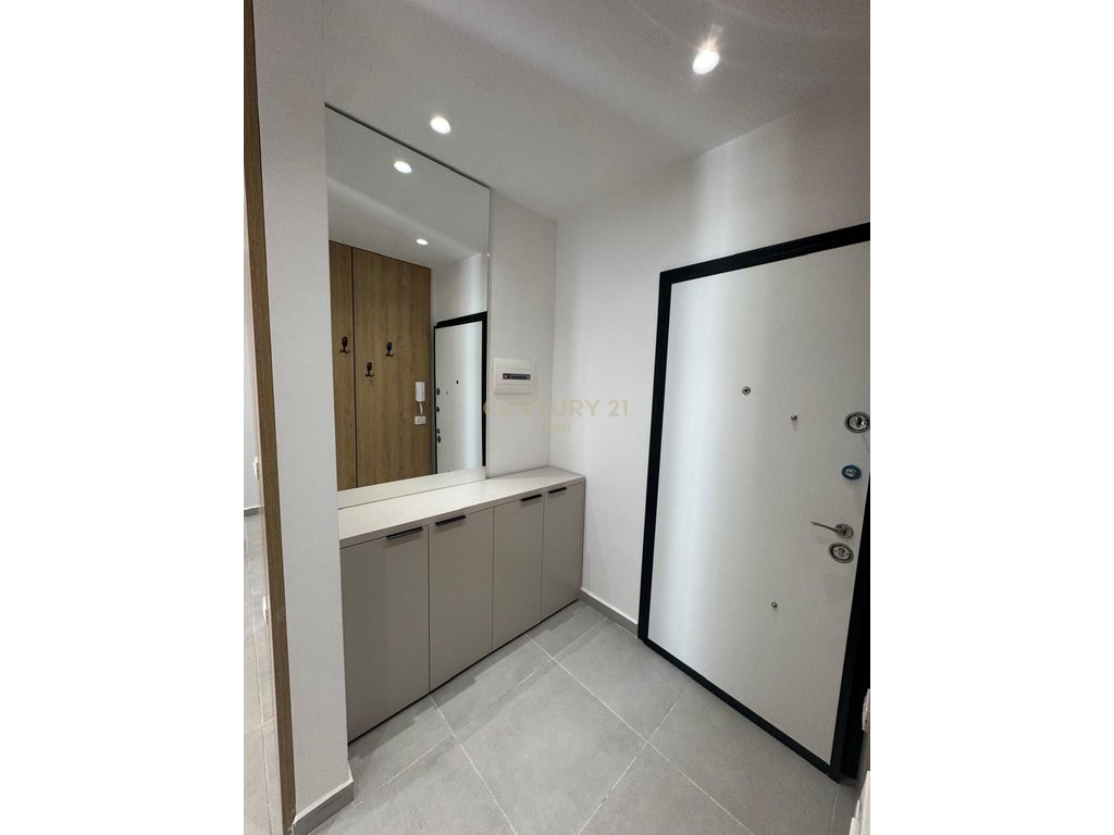 JEPET ME QIRA APARTAMENT 1+1 I ARREDUAR NE GOLEM PRANE PREMIUM HOTEL!