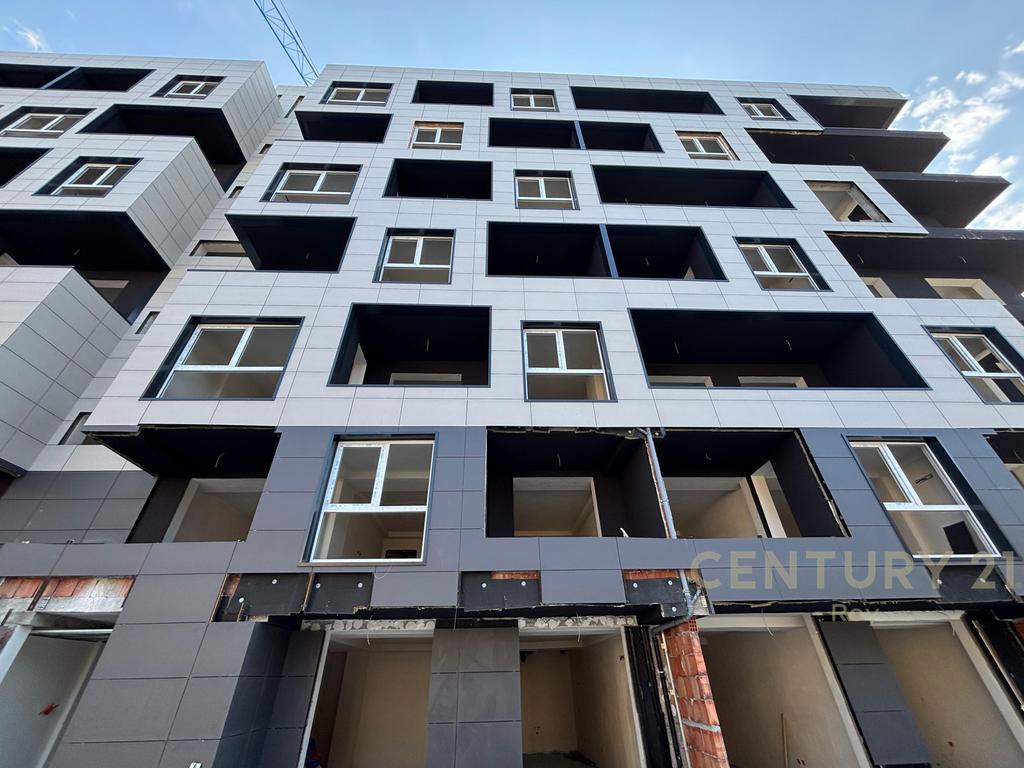 SHITET APARTAMENT 1+1 MONTEVIDEO RESIDENCE TE MALI ROBIT!