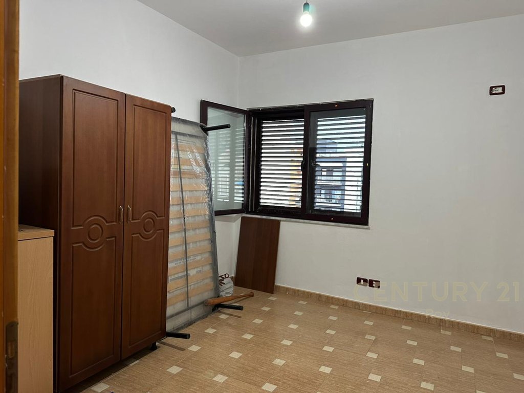 Papafingo 2+1 Për Shitje në Shkëmbi i Kavajës, Durrës - 170000€ | 150 m²