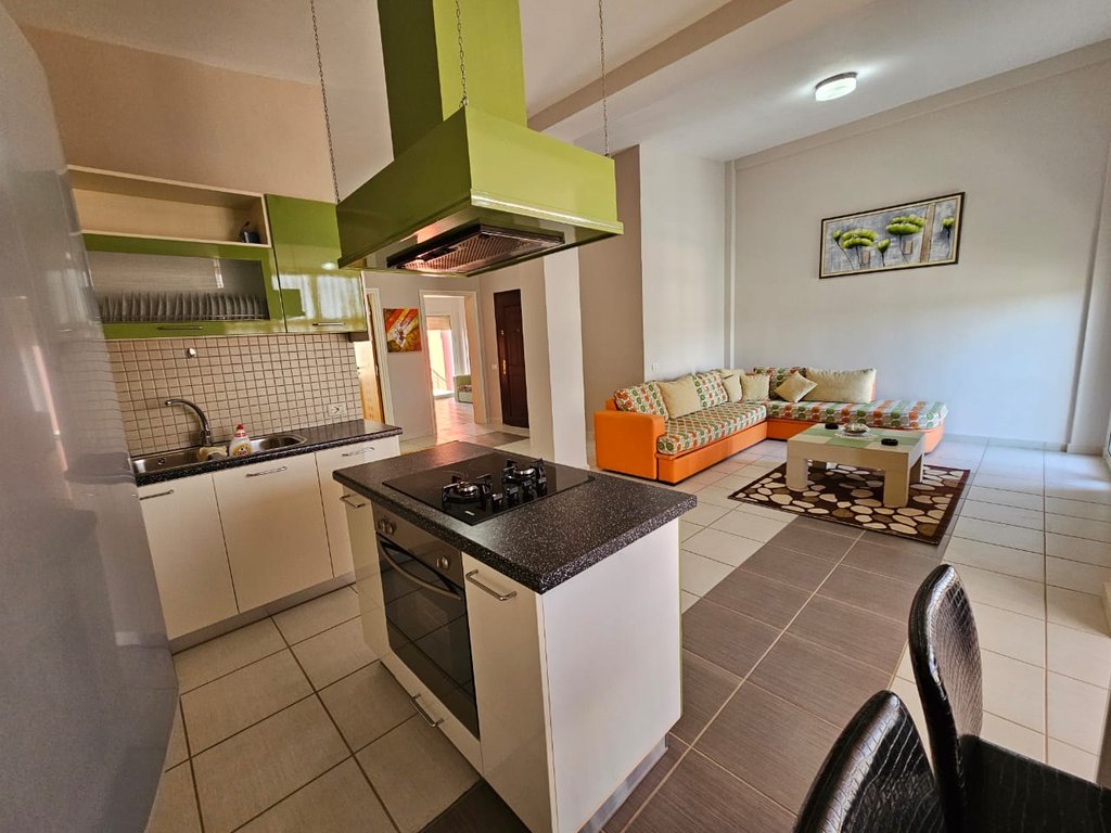 PER SHITJE, APARTAMENT  2+1+2 NE GOLEM !