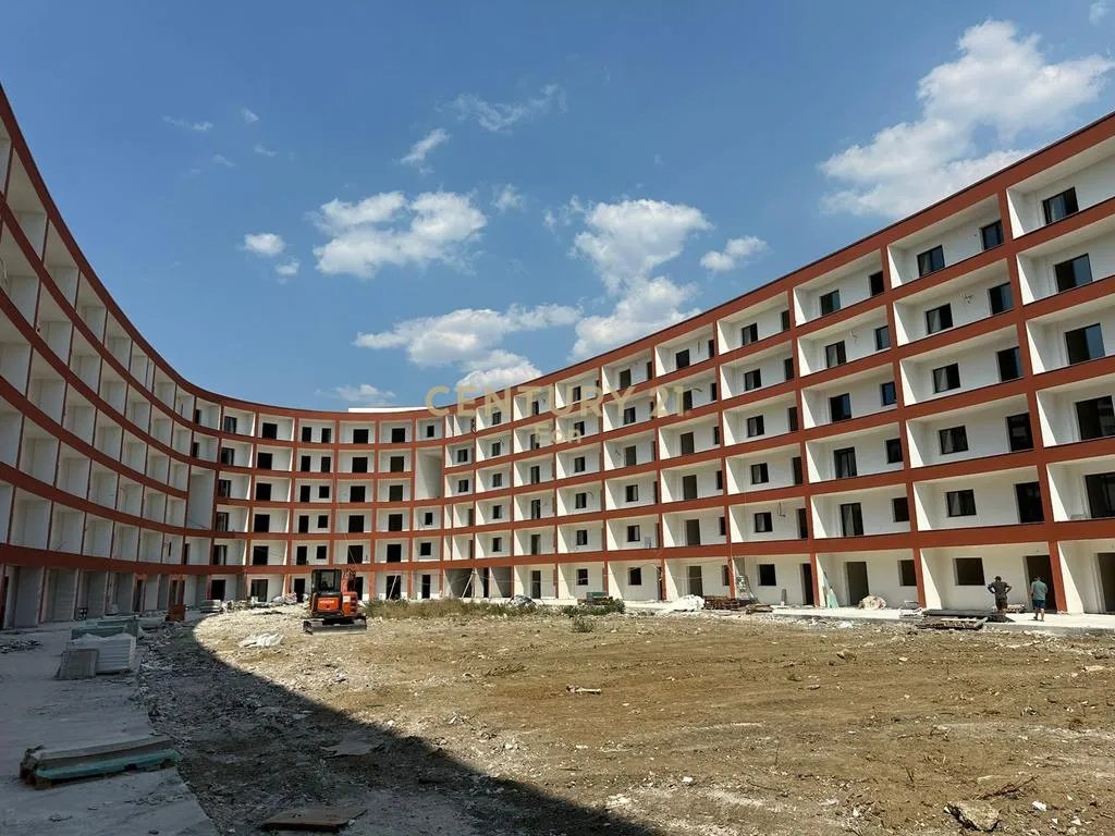 SHITET APARTAMENT 1+1 + POST PARKIMI TEK REZIDENCA EON NE GOLEM !