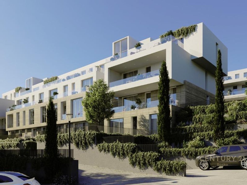 SHITET APARTAMENT 3+1+2+VERANDE, BLIN RESIDENCE, FARKE !