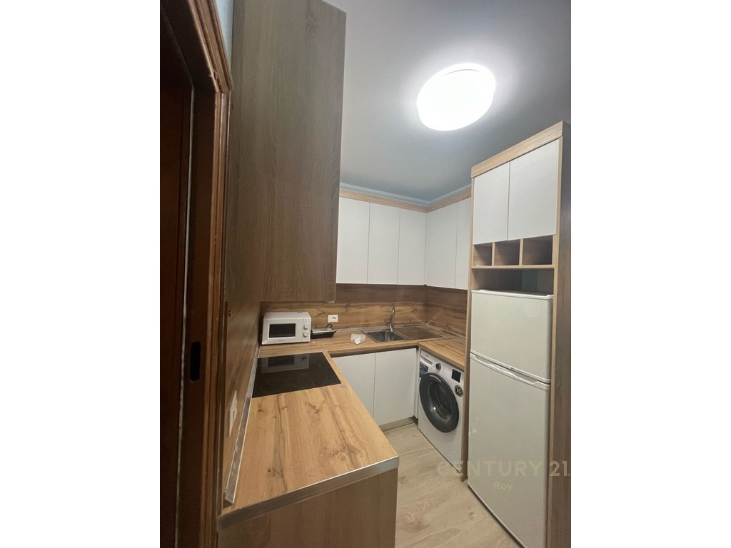 SHITET APARTAMENT 1+1 TE SHKEMBI I KAVAJES I SAPO MOBILUAR!!!