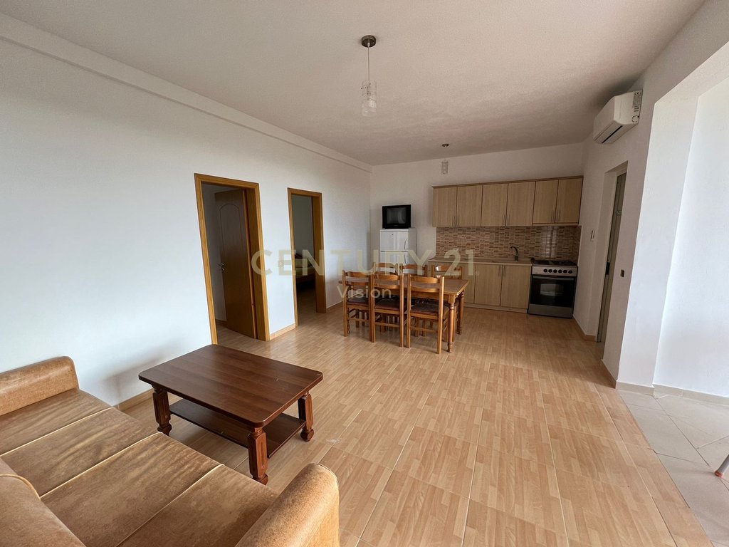 Apartament 3+1 Për Shitje në Velipojë