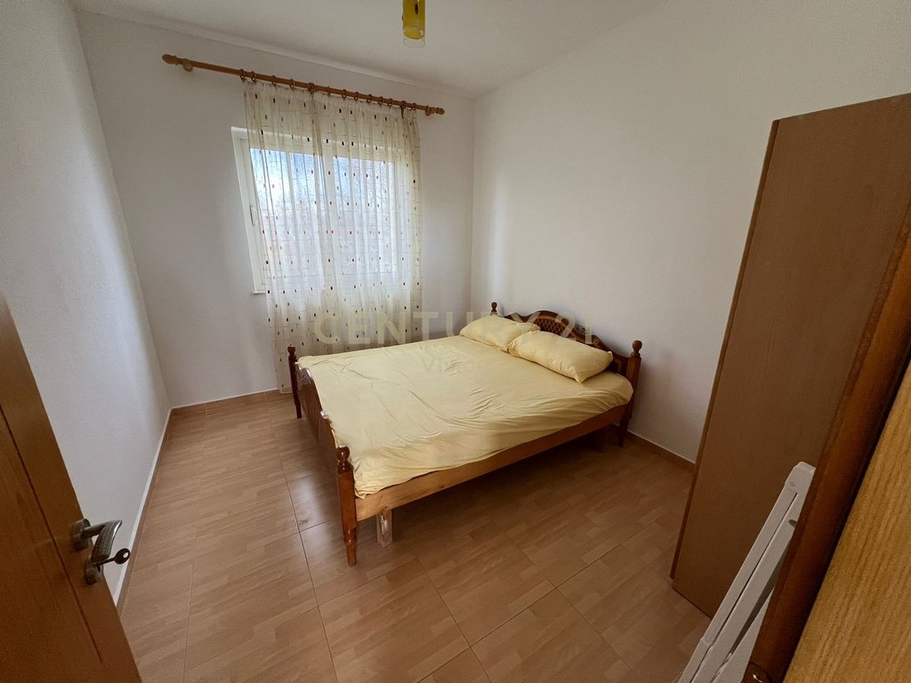 Apartament 3+1 Për Shitje në Velipojë