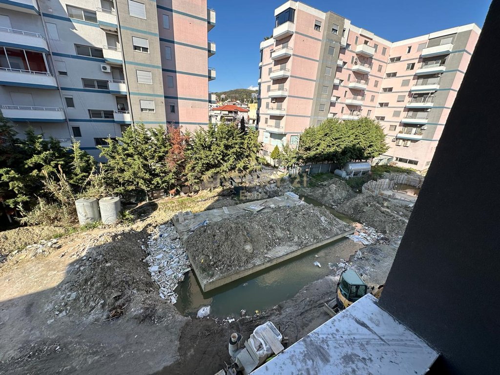 SHESIM APARTAMENT 1+1 NE KOMPLEKSIN ME TE RI GOLEM ME PISHINE!