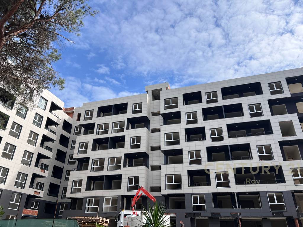 SHITET APARTAMENT 1+1 NE REZIDENCEN "MONTEVIDEO" TE MALI ROBIT.
