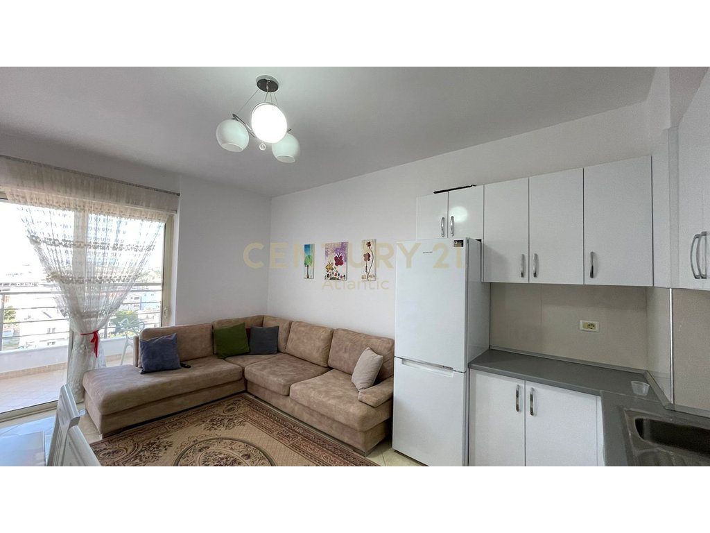 JEPET APARTAMENT 1+1 ME QIRA NE PLAZH RROTA KUQE !