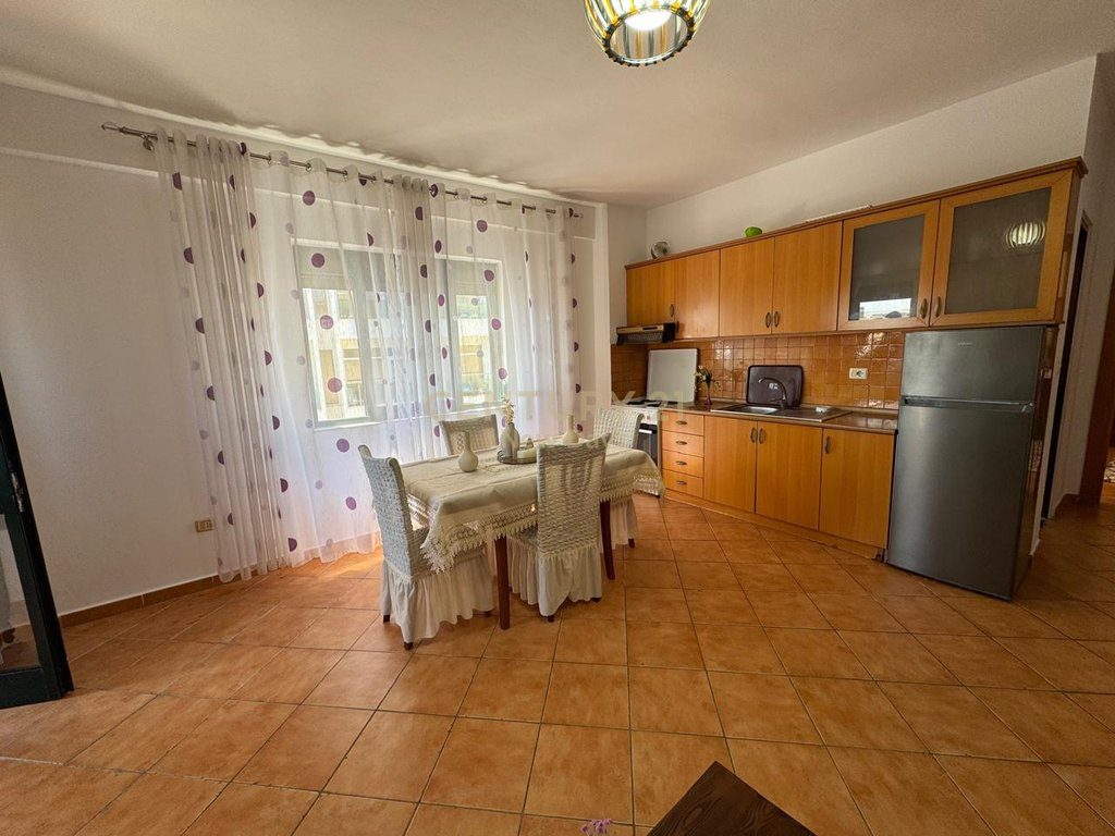 SHITET APARTAMENT 1+1+2 BALLKONE NE PLAZH, ILIRIA!