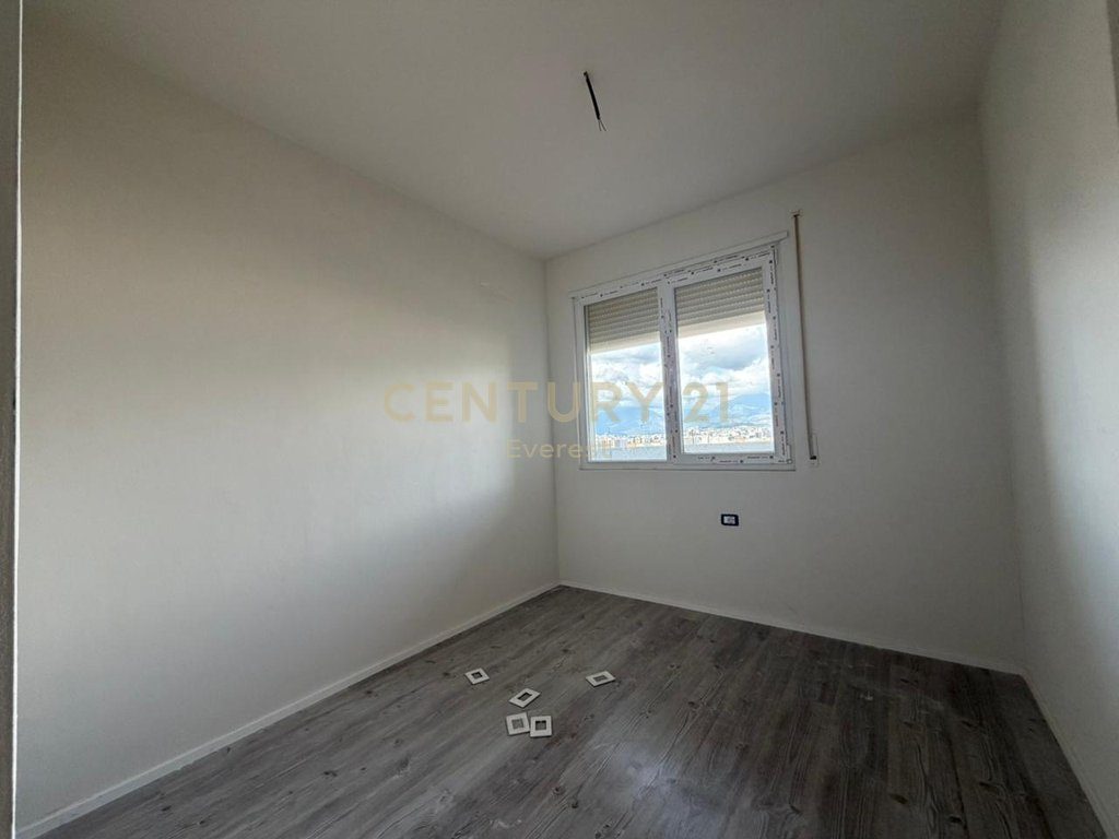 GOLDEN PARK 3, SHESIM APARTAMENT 2+1
