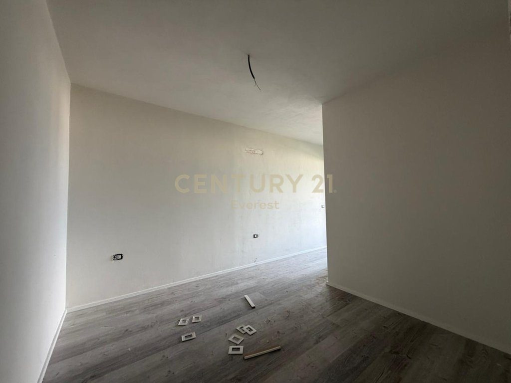 GOLDEN PARK 3, SHESIM APARTAMENT 2+1