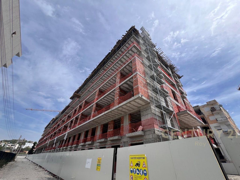 SHITET APARTAMENT 1+1 TEK KOMPLEKSI VIENA 2, GOLEM!