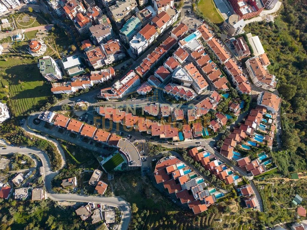 KODRA E DIELLIT SHITEN  19 POSTE PARKIMI