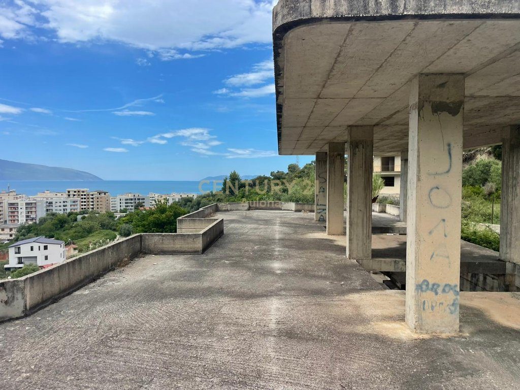 Godinë 4-Katëshe për Shitje në Vlorë, UJI I FTOHTE PRANE LUNGOMARE 1