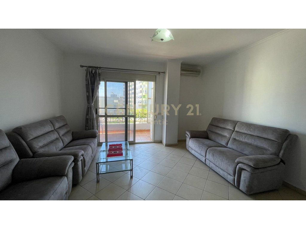 SHITET APARTAMENT 2+1+2T NE PLAZH HEKURUDHA, DURRES!