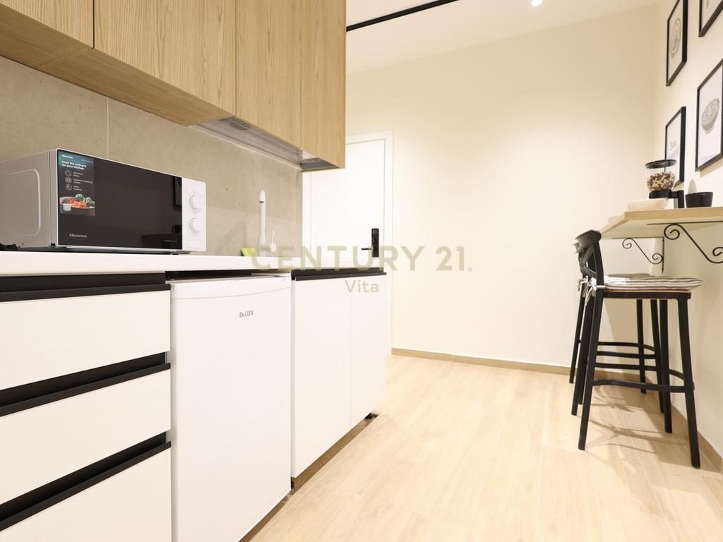 SHITET APARTAMENT 3+1+3 IDEAL PER INVESTIM  PLAZH ,DURRES !!!