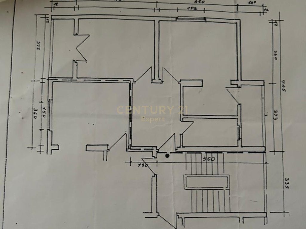 SHESIM APARTAMENT 1+1 PRANE SHKOLLES SE KUQE!!