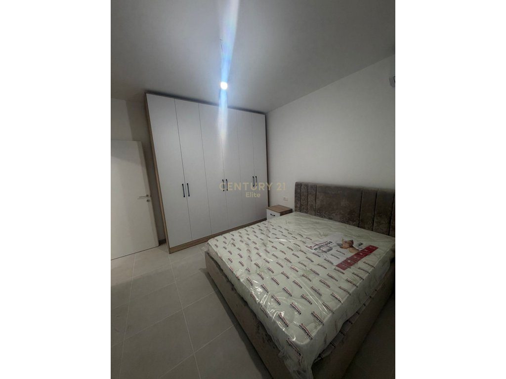 Shitet Apartament 2+1 + Verandë + Parkim në Laprakë | Kati 0 | 16,500,000 Lek