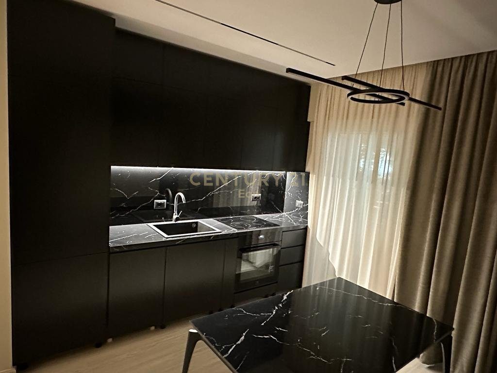 Apartament 2+1 ne shitje - Pamje Fantastike nga Deti -Vije e Pare me Detin!
Mali Robit,Golem.