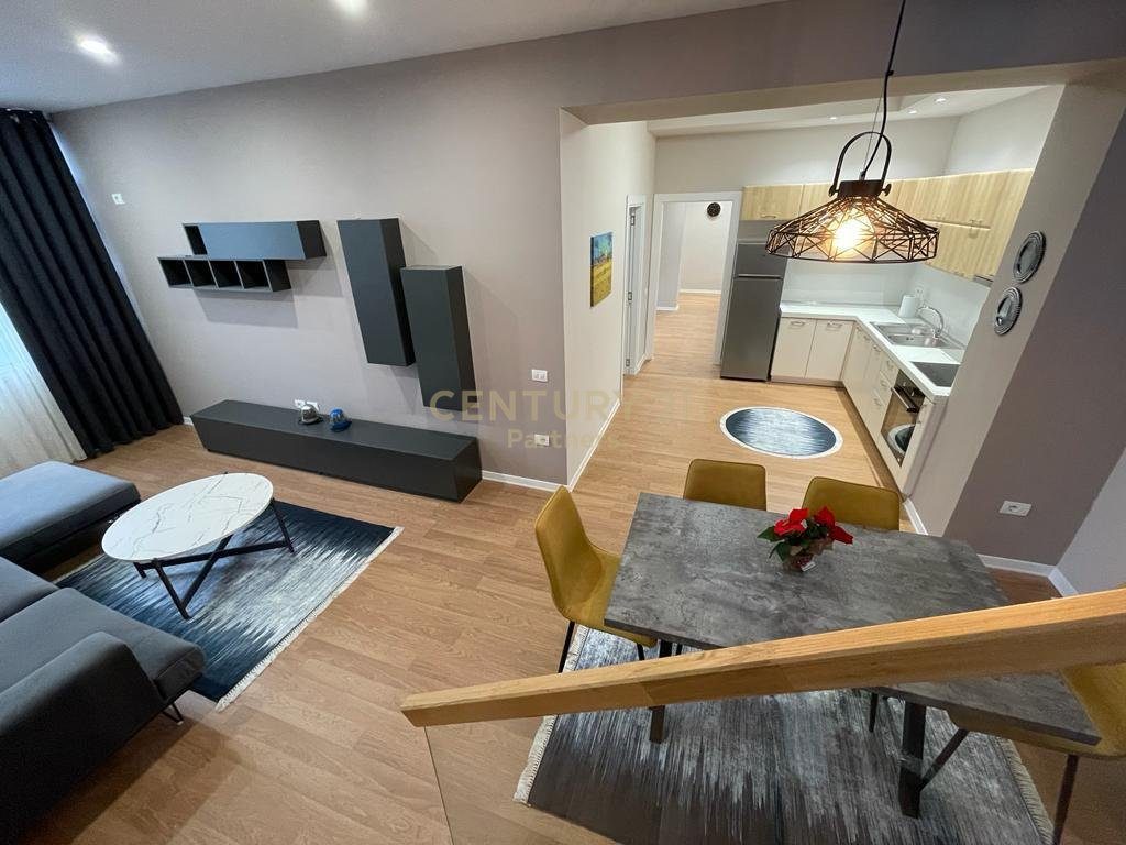 🏢 SHESIM APARTAMENT 2+1 + POST PARKIMI TEK GOLDEN PARK, RRUGA E KAVAJËS, TIRANË.BLERJE ME KREDI!