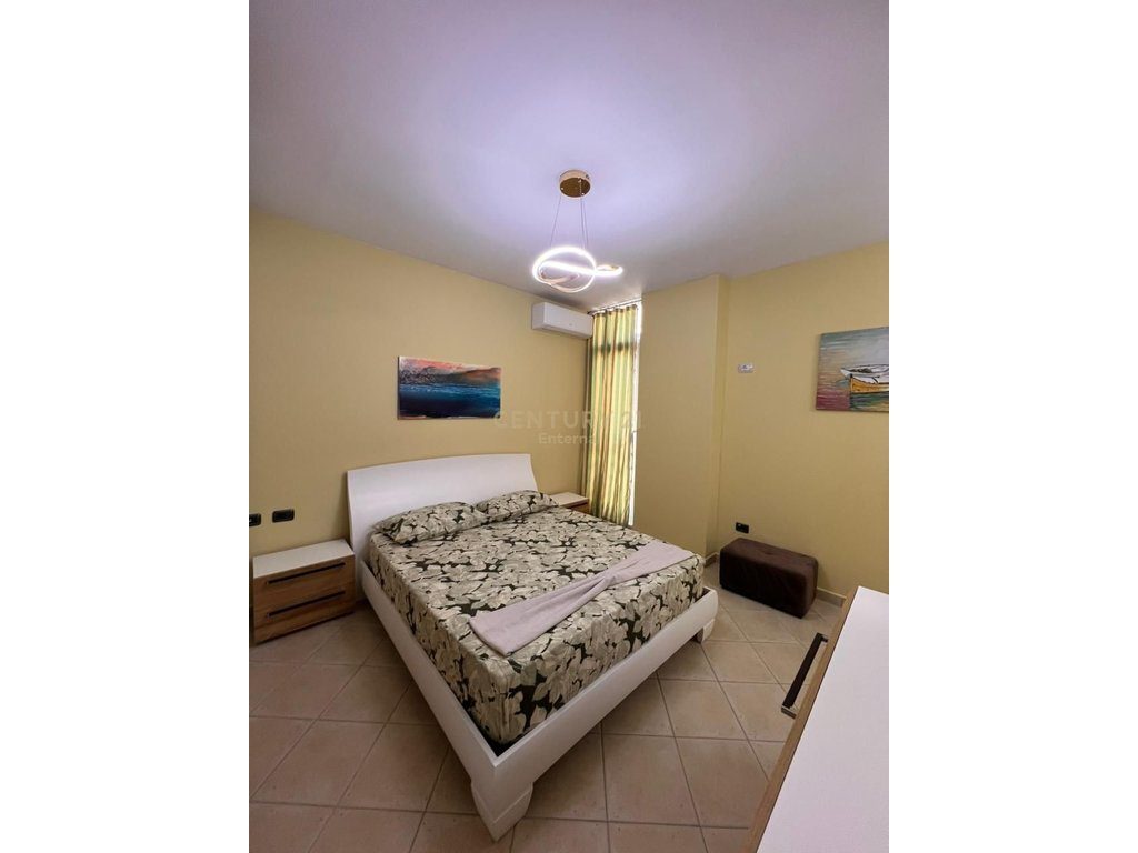 Apartament 2+1+2 me Qira te Rruga e Barrikadave, pranë Prokurorisë!