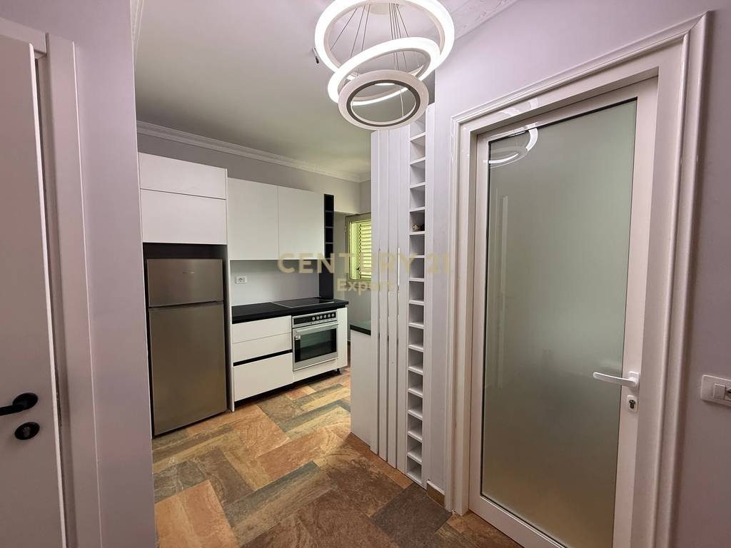 APARTAMENT 1+1 PER QIRA PRANE SELVISE!!