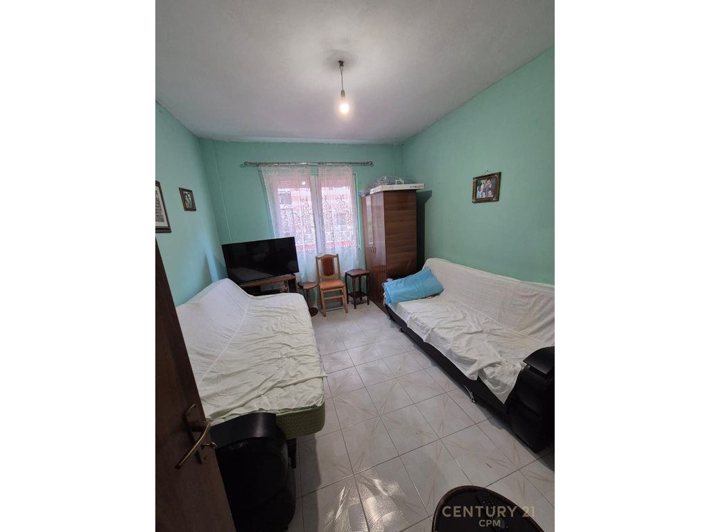 NE KOMUNEN E PARISIT JAPIM ME QIRA APARTAMENT 2+1+2