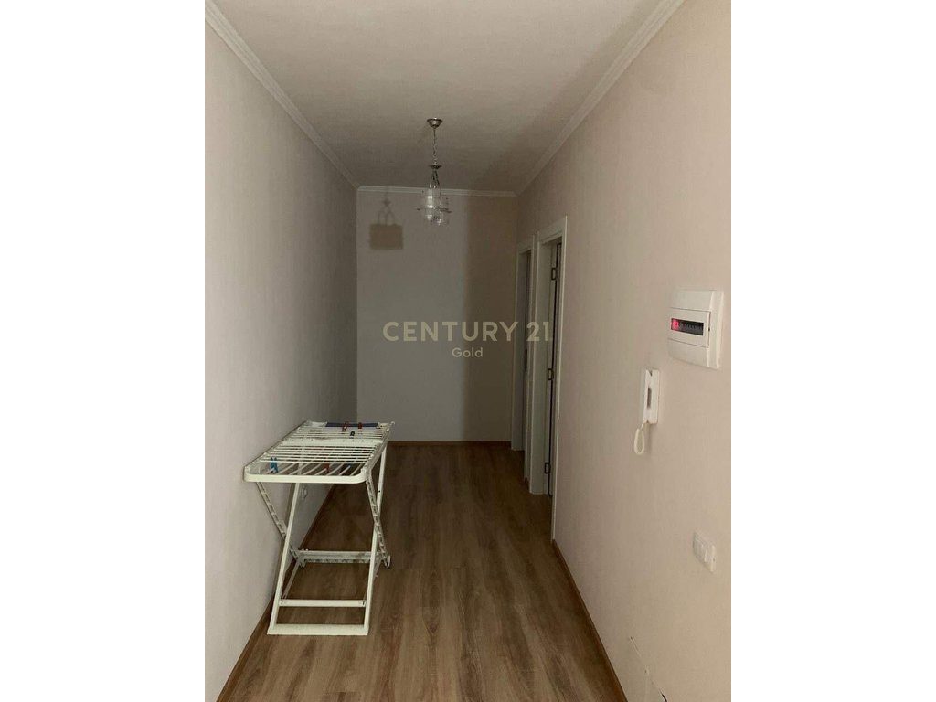 JEPET ME QERA APARTAMENT 2+1+2 TE KOMPLEKSI SIMA COM!