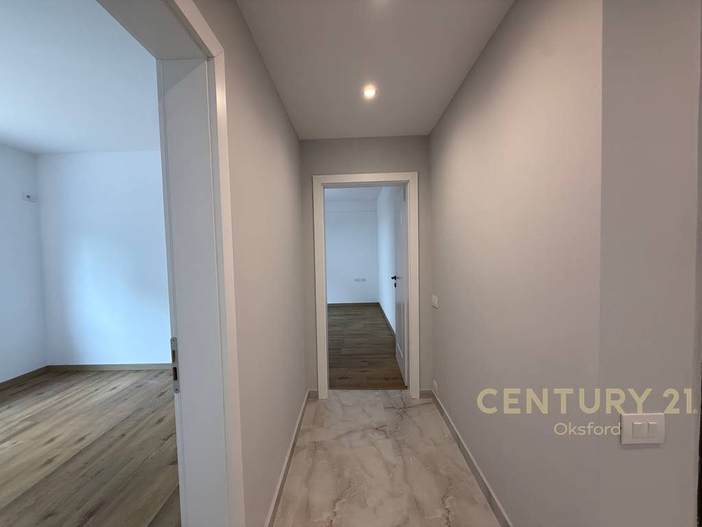 SHESIM APARTAMENT 2+1+VERANDE TEK KODRA E DIELLIT 1!
