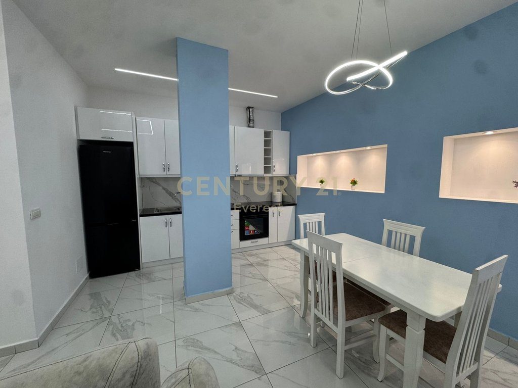📍 SELVIA, APARTAMENT 1+1 PER QIRA
