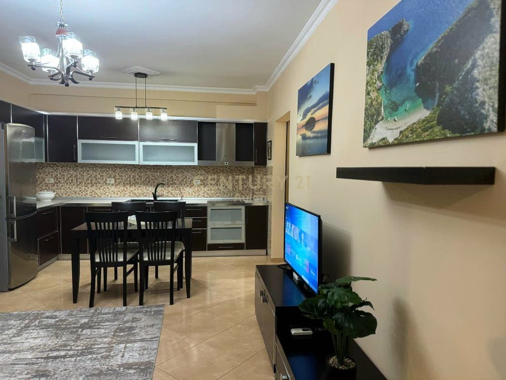 Apartament 1+1 me Qira në Vlorë, i Mobiluar, Rruga e Cipajve