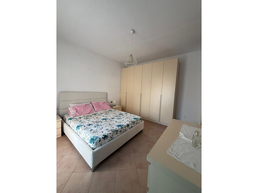 Shitet apartament 1+1 në “Rruga e Cipajve”, Vlorë!!