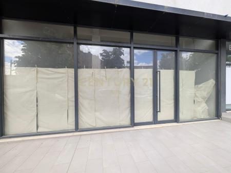 Shitet Njesi Komerciale ne Rr.Miha Grameno  - 295,000€ | 84 m²