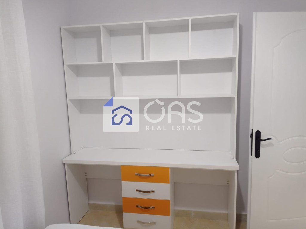 Jepet me qera apartamenti  2+1 universiteti europian