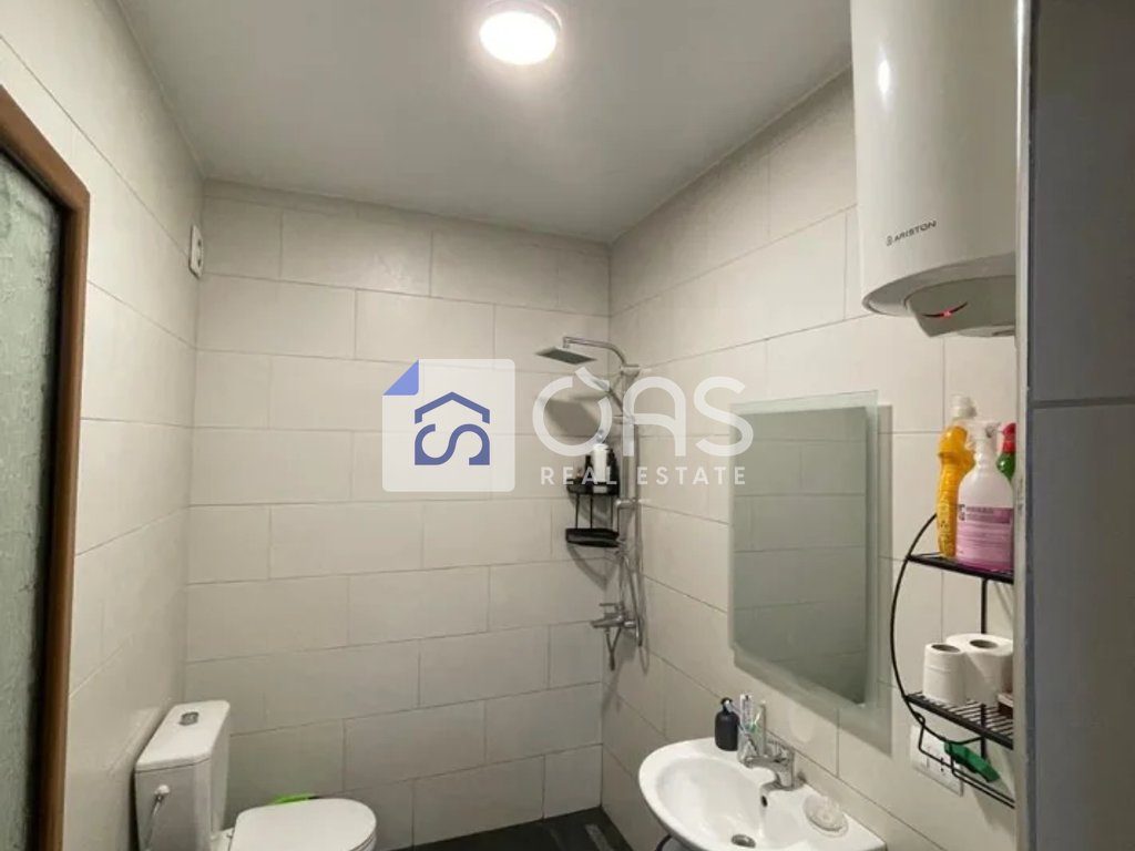 Jepet me qera apartamenti  1+1 rruga dibres