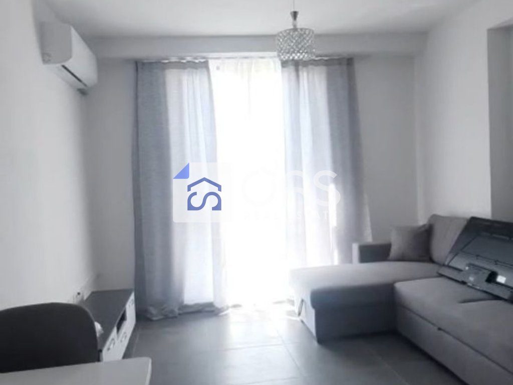 Jepet me qera apartamenti  3+1 5 maj  (pallatet e bashkis)