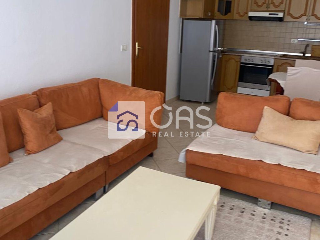 jepet me qira  Apartament 3+1+2+2 KOMPLEKSI PANORAMA (SPAKU)