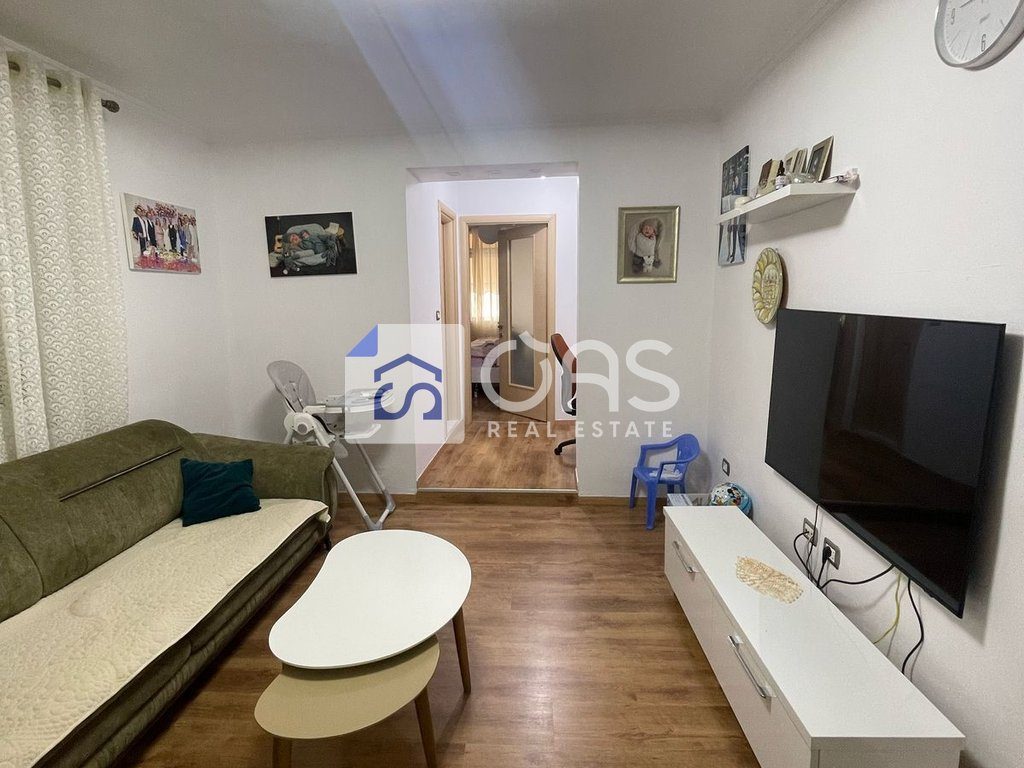 Jepet me qera apartament 2+1+2 Rr.Mine Peza