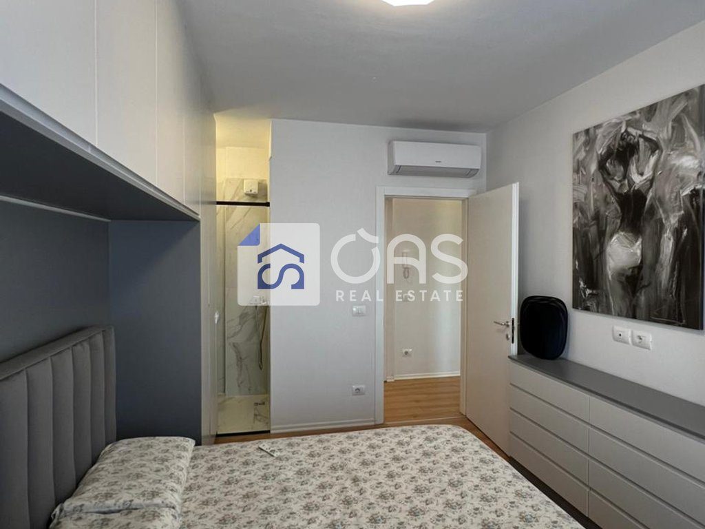 Jepet Apartment me qera 2+1+2  5 MAJ   (me 2 parkim)